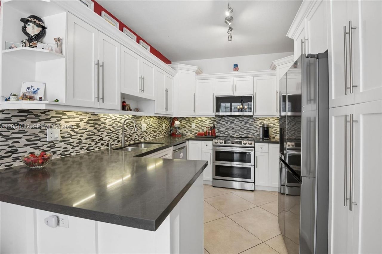 Please Call For Address, Hollywood, FL 33019 Photo