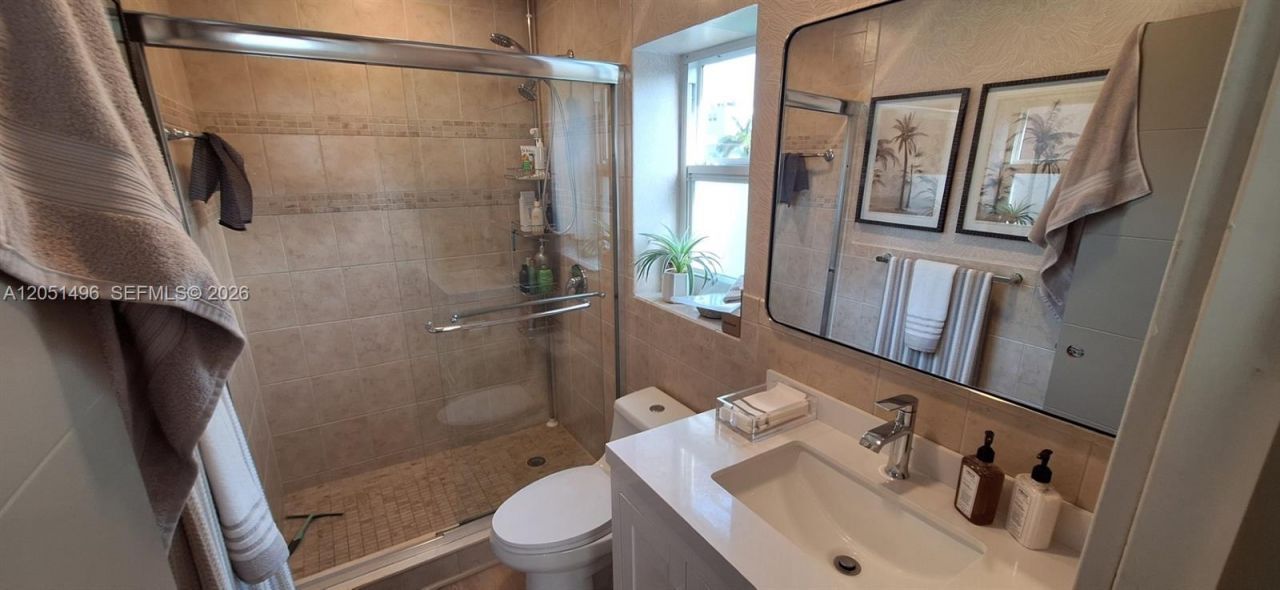 200 NE 14th Ave , Unit 314, Hallandale Beach, FL 33009 Photo