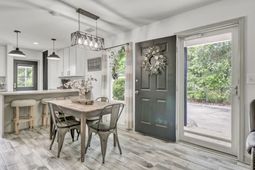 127 United Lane photo 4