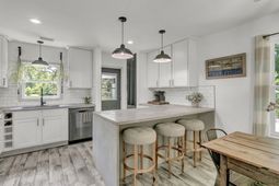 127 United Lane photo 4