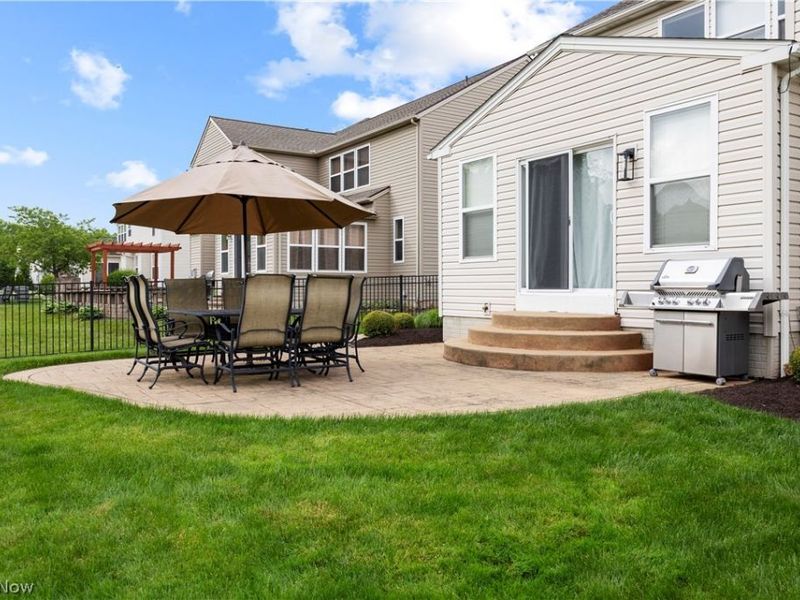 27130 Lynde Drive, Olmsted Township, OH 44138 Photo 41