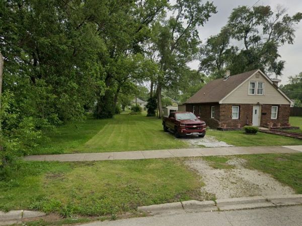 342 N Industrial Avenue , Kankakee, IL 60901
