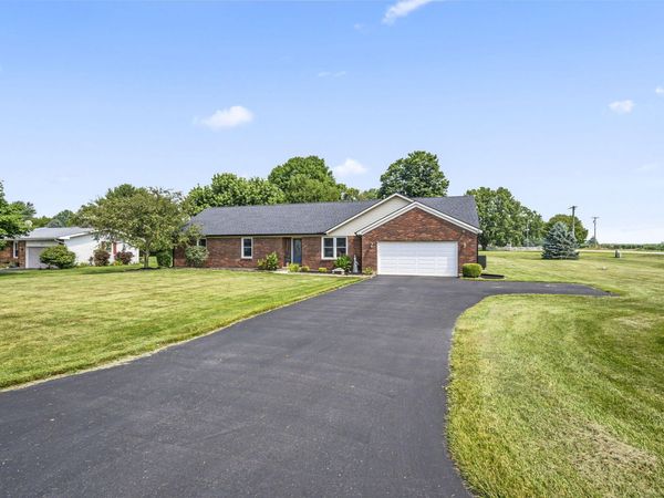 14991 Charm Hill Drive, Sidney, OH 45365