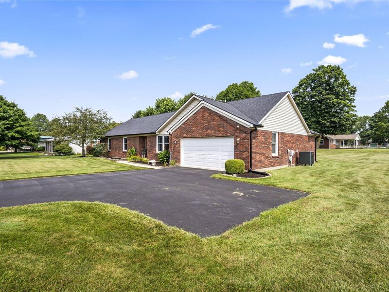 14991 Charm Hill Drive, Sidney, OH 45365 Photo 4