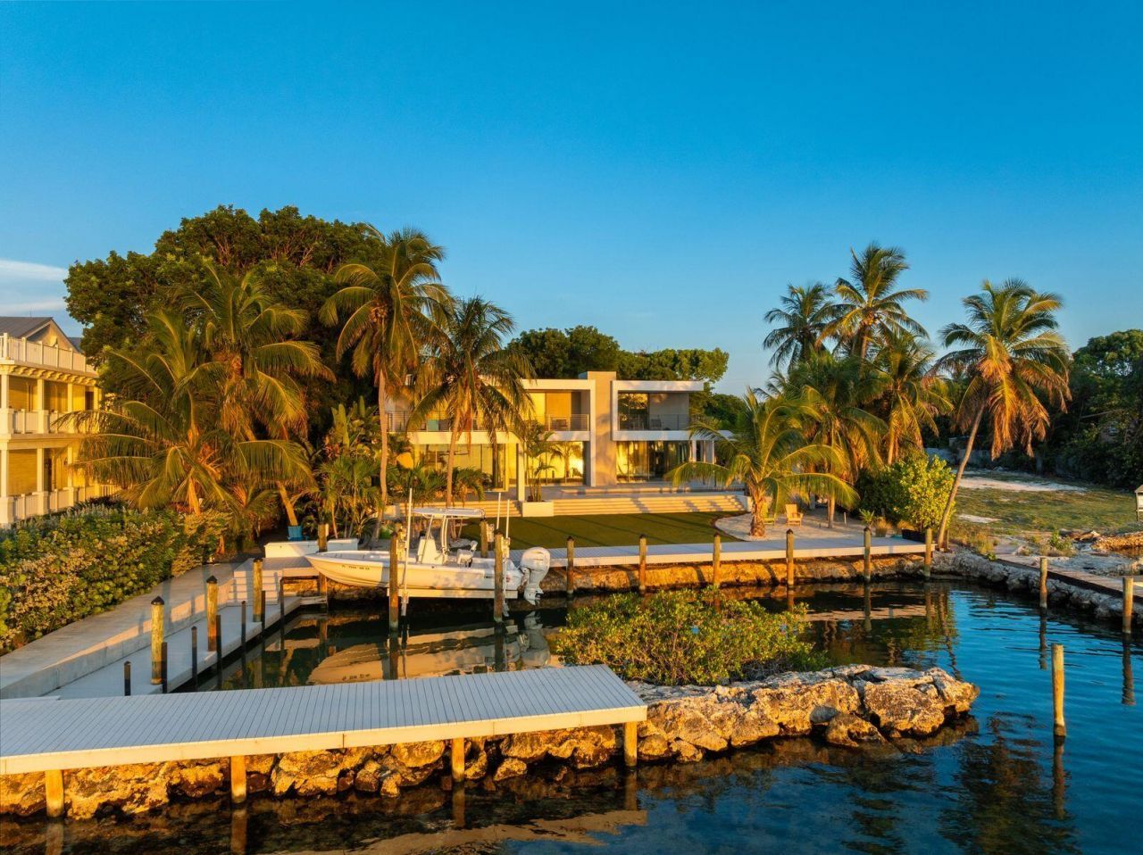 19 Avacado Street, Islamorada, FL 33036 Photo