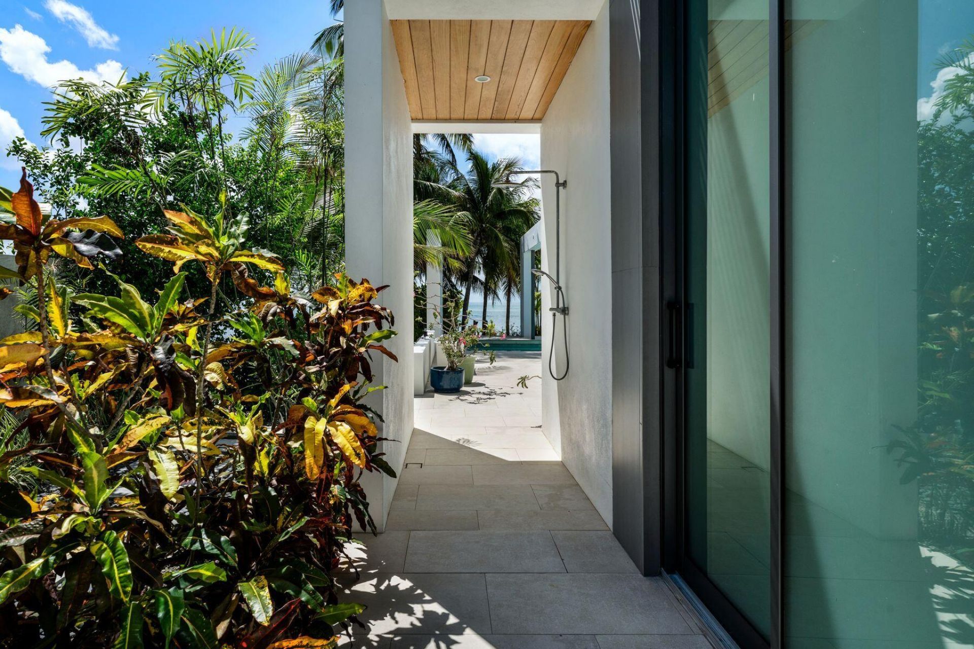 19 Avacado Street, Islamorada, FL 33036 Photo