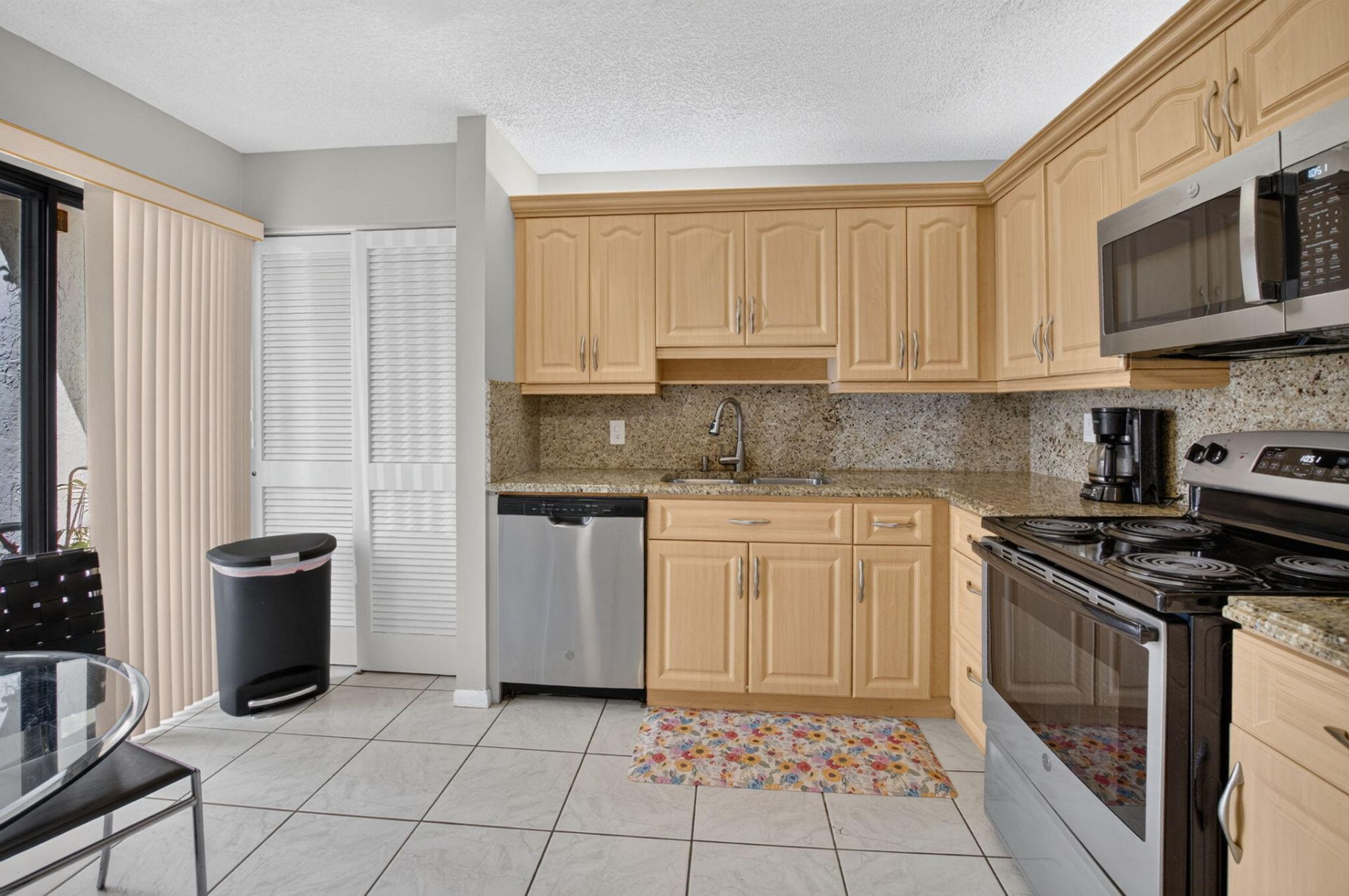 7473 Glendevon Lane, Unit 402, Delray Beach, FL 33446 Photo