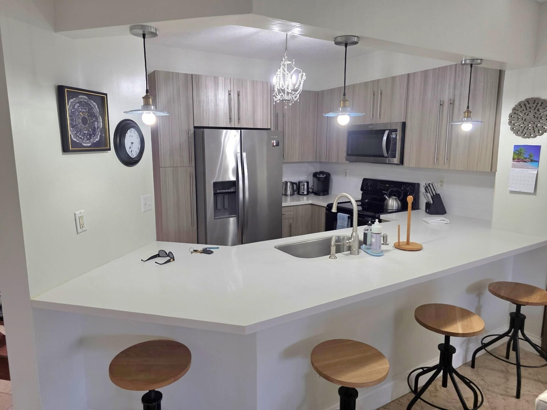 300 Uno Lago Drive, Unit 303, Juno Beach, FL 33408 Photo