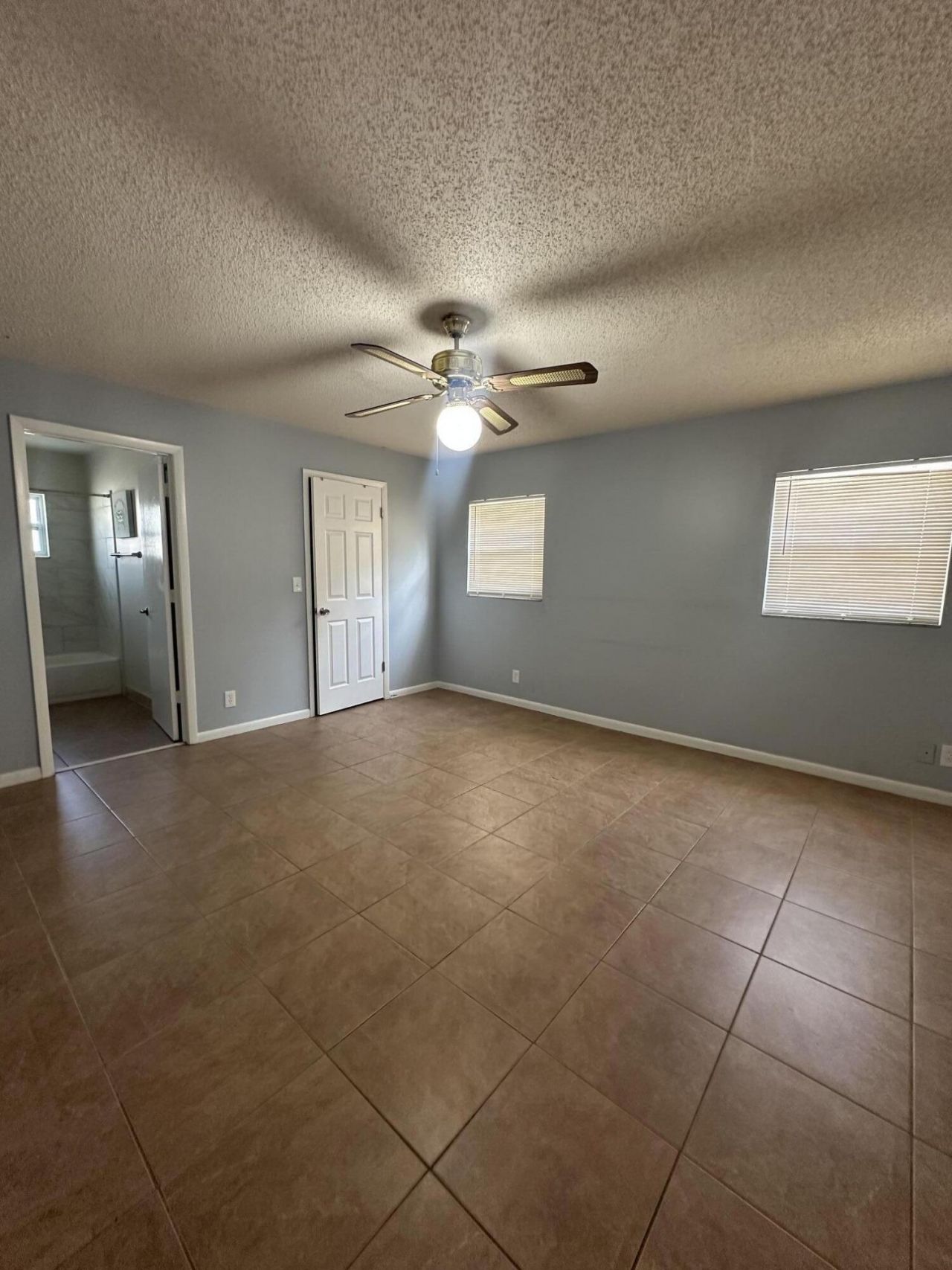 641 W 9th, Unit 2, Riviera Beach, FL 33404 Photo