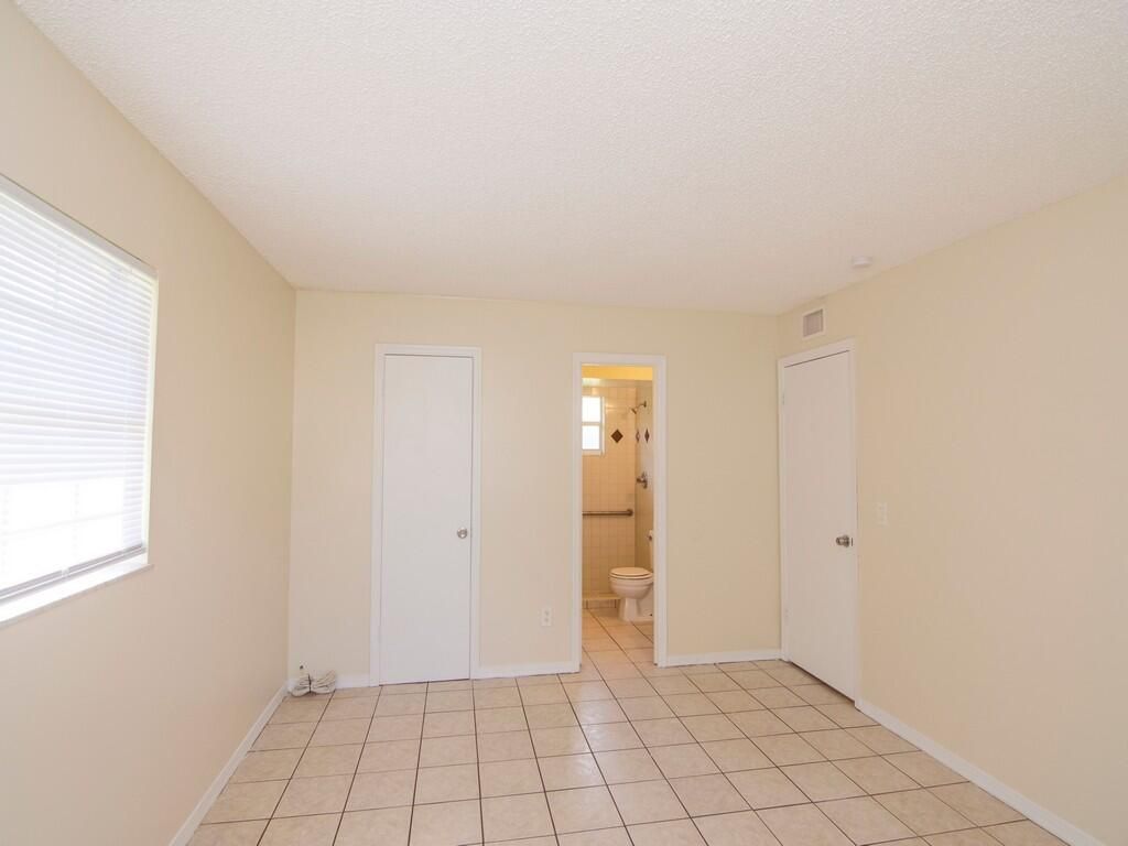 1190 SE Puritan Lane, Port Saint Lucie, FL 34983 Photo
