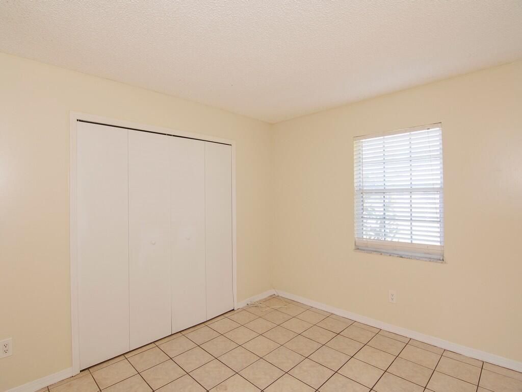 1190 SE Puritan Lane, Port Saint Lucie, FL 34983 Photo
