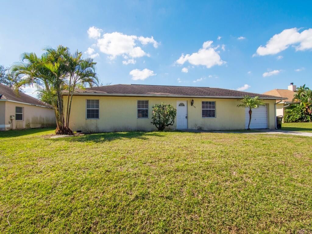 1190 SE Puritan Lane, Port Saint Lucie, FL 34983 Photo