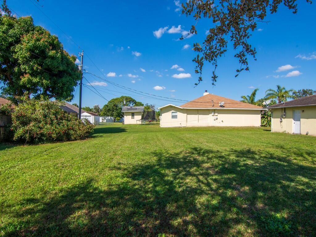1190 SE Puritan Lane, Port Saint Lucie, FL 34983 Photo