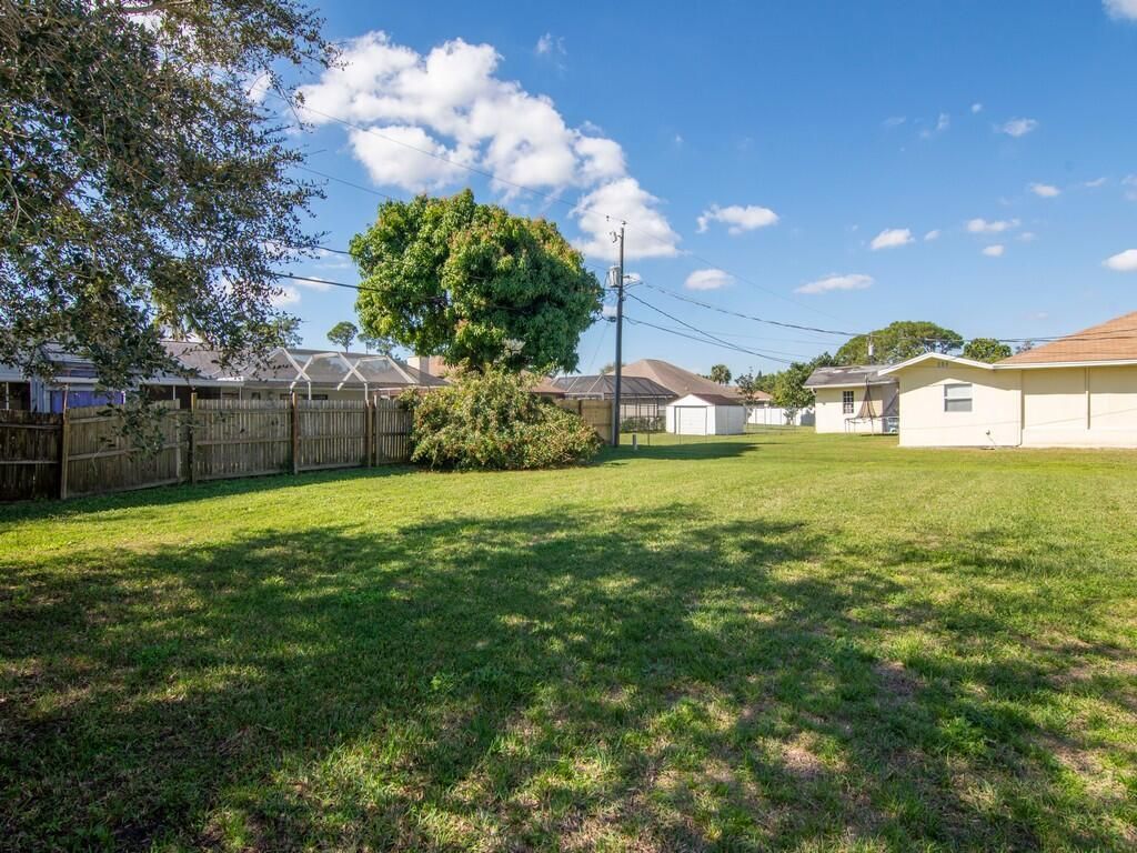 1190 SE Puritan Lane, Port Saint Lucie, FL 34983 Photo
