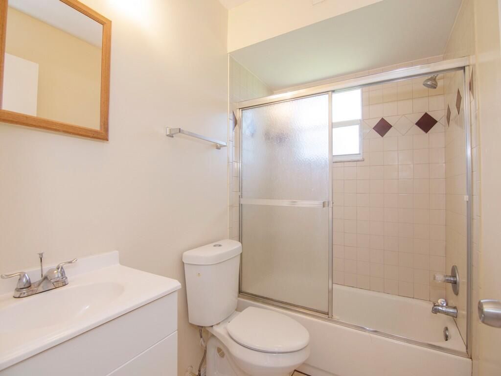 1190 SE Puritan Lane, Port Saint Lucie, FL 34983 Photo
