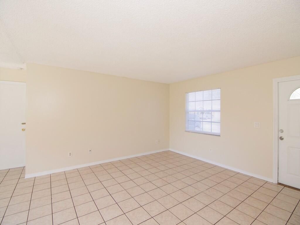 1190 SE Puritan Lane, Port Saint Lucie, FL 34983 Photo