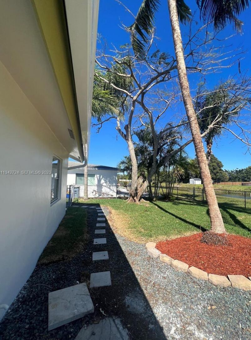 19420 Carolina Circle, Boca Raton, FL 33434 Photo