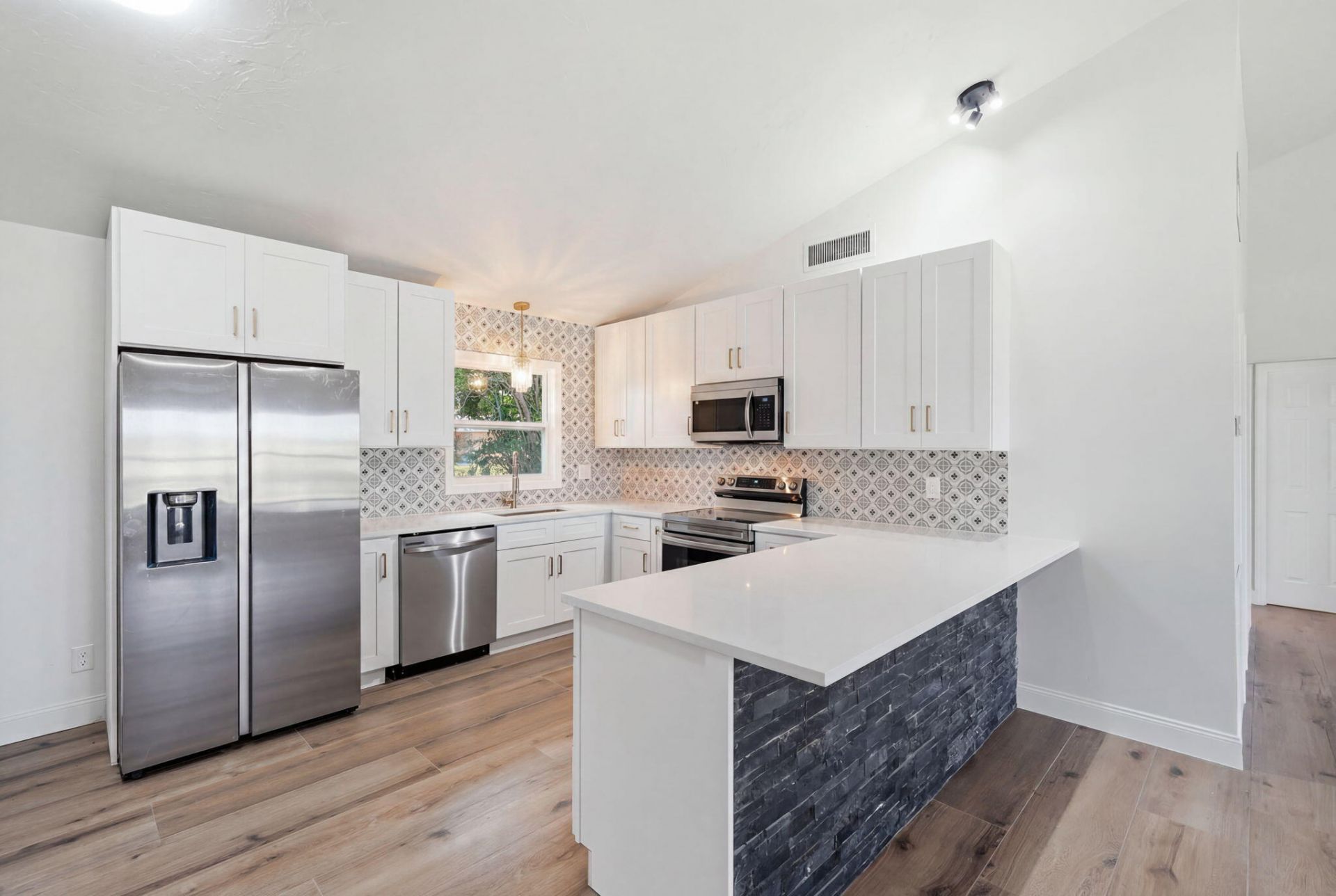 306 24th Avenue, Vero Beach, FL 32967 Photo