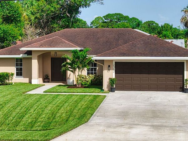 2382 SW Wynnewood Street, Port St. Lucie, FL 34953