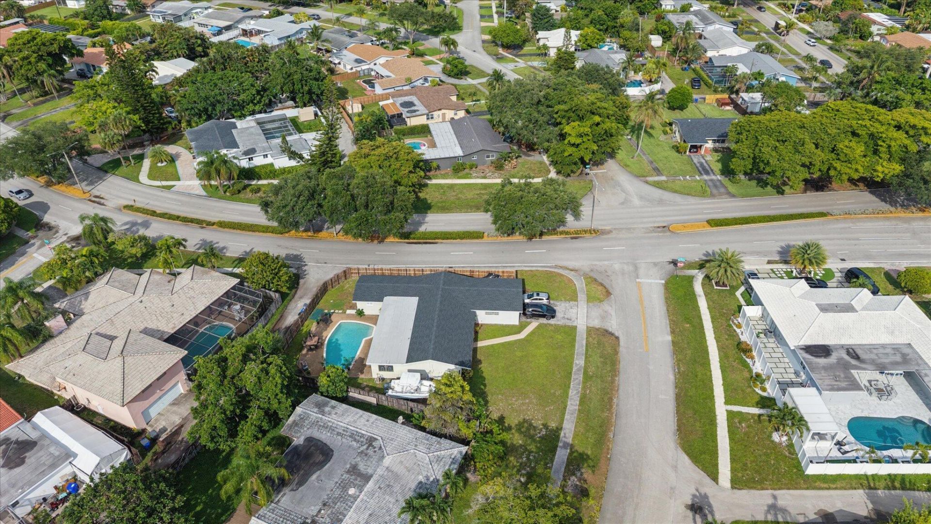4601 W Hawthorne Circle, Hollywood, FL 33021 Photo