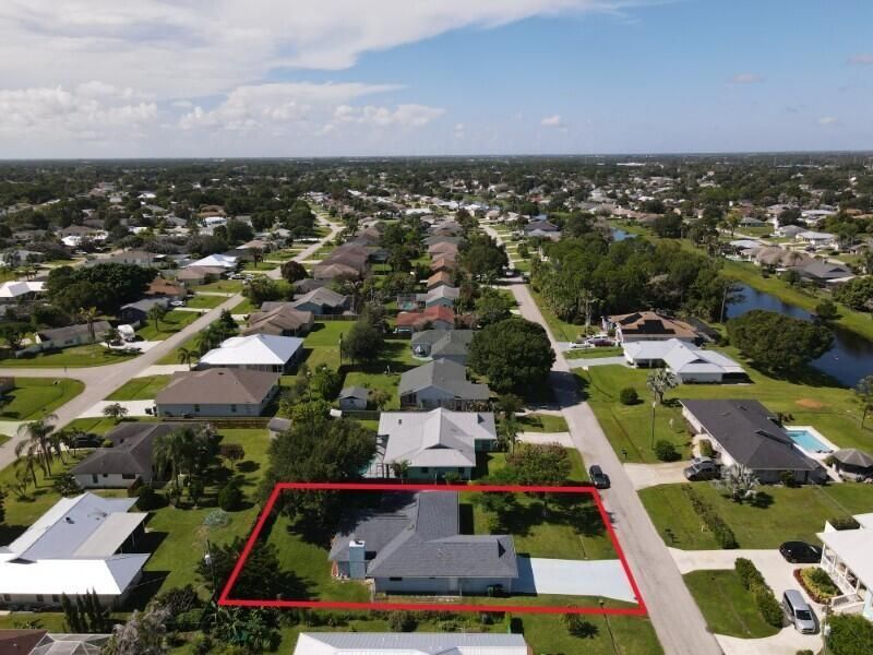 1841 SE Camden Street, Port Saint Lucie, FL 34952 Photo