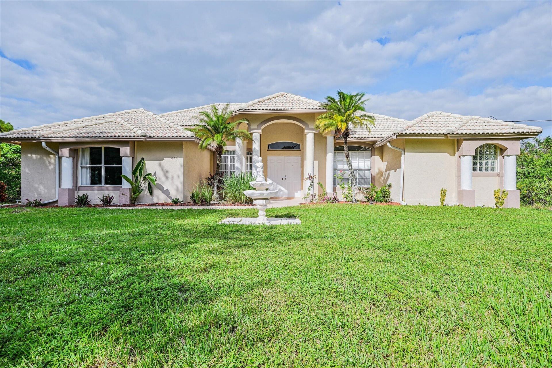 8671 155th Place N, Palm Beach Gardens, FL 33418 Photo
