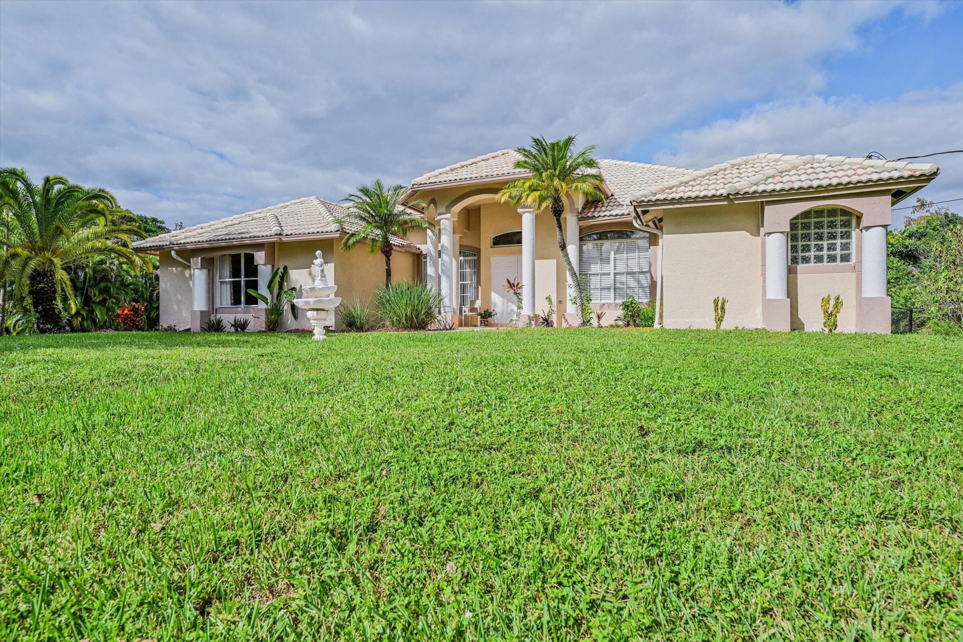 8671 155th Place N, Palm Beach Gardens, FL 33418 Photo