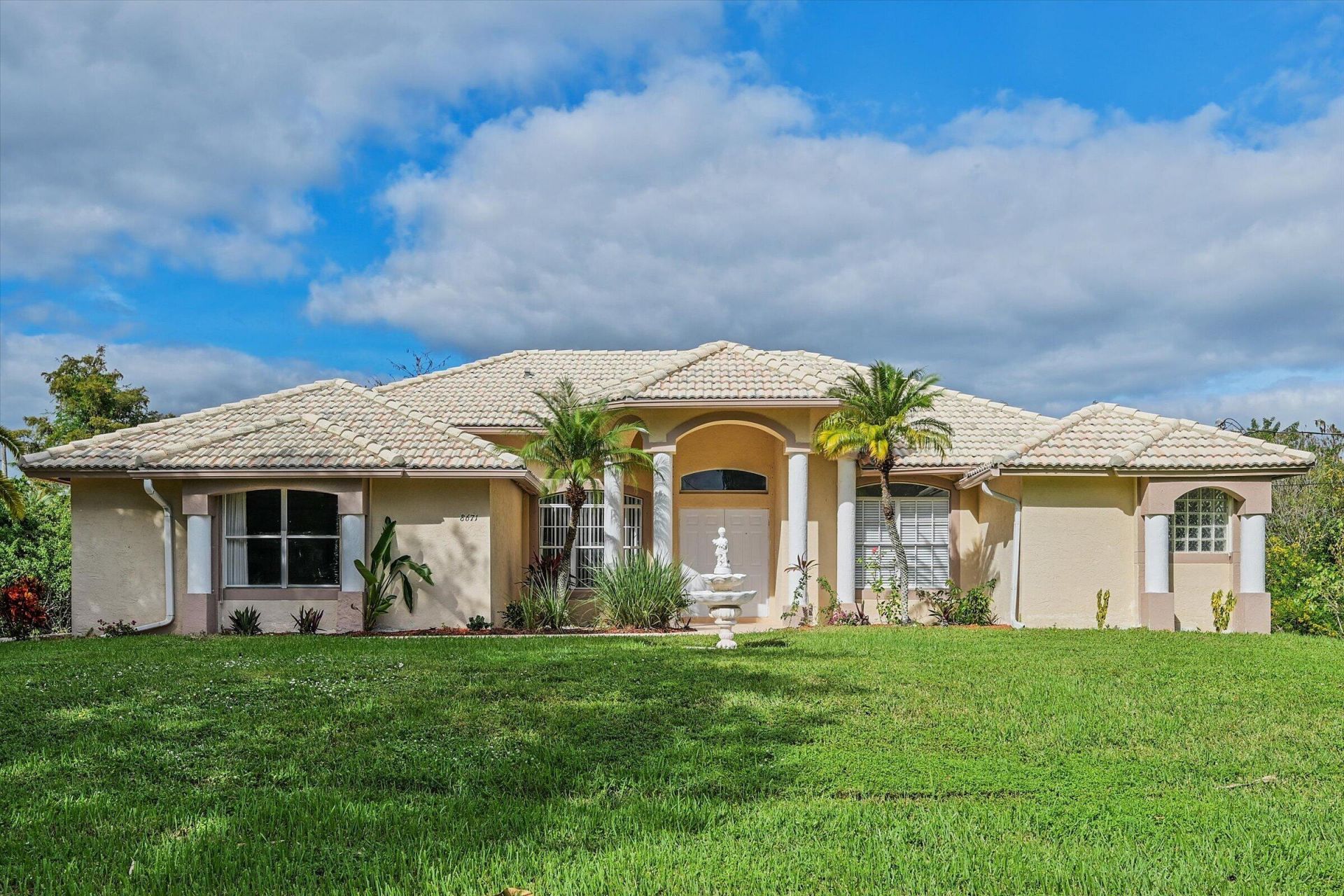 8671 155th Place N, Palm Beach Gardens, FL 33418 Photo