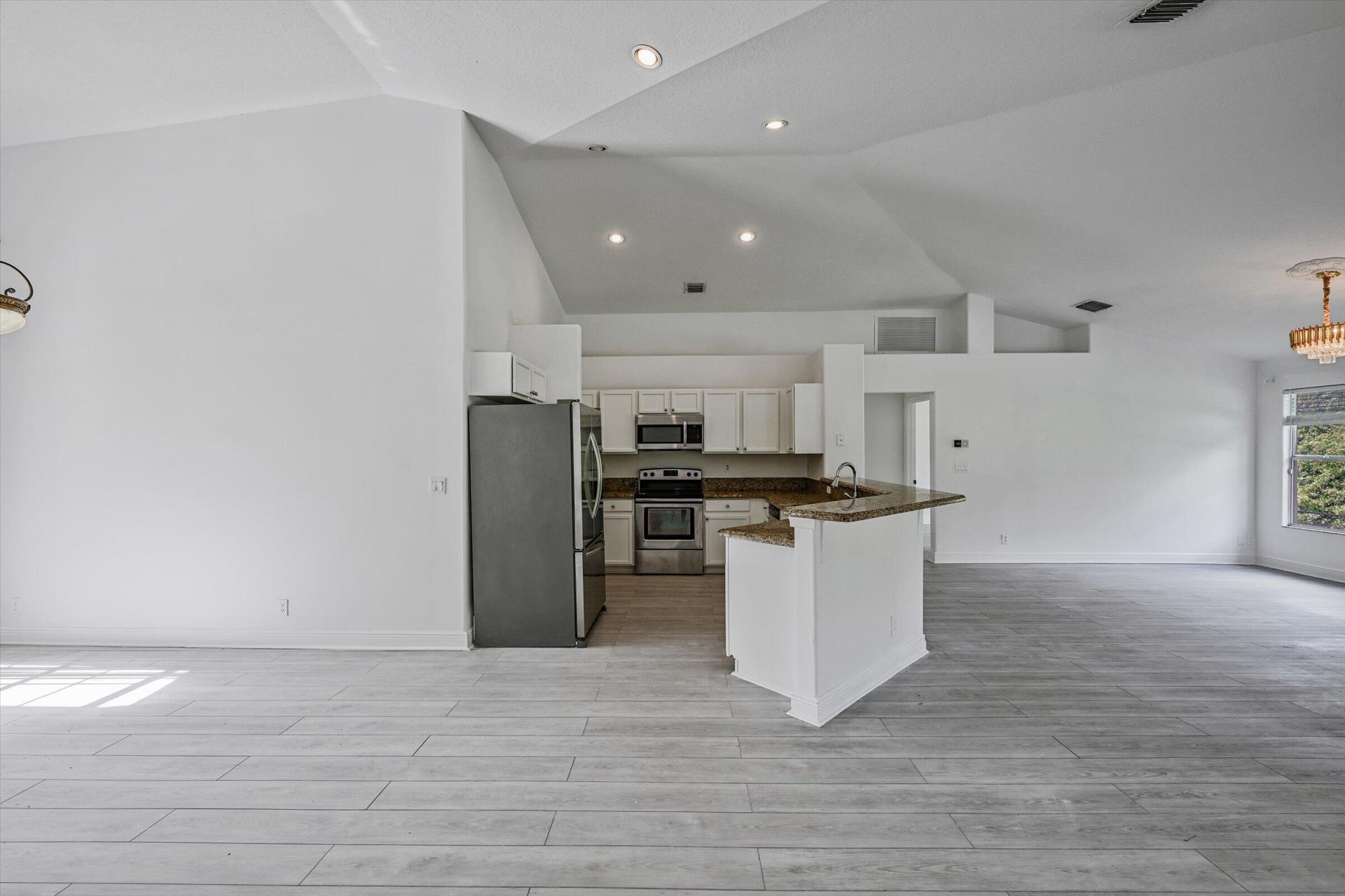 8671 155th Place N, Palm Beach Gardens, FL 33418 Photo