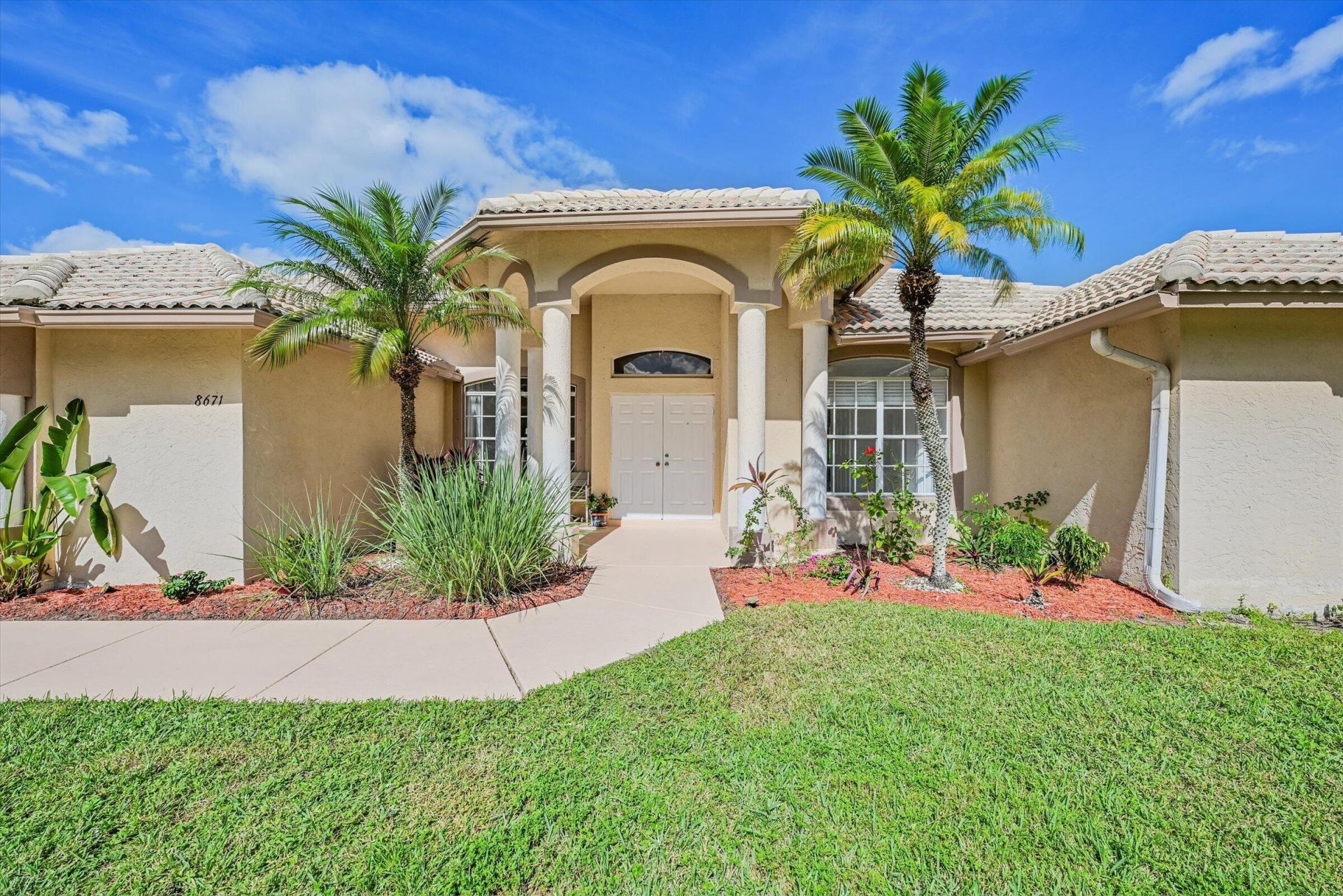 8671 155th Place N, Palm Beach Gardens, FL 33418 Photo