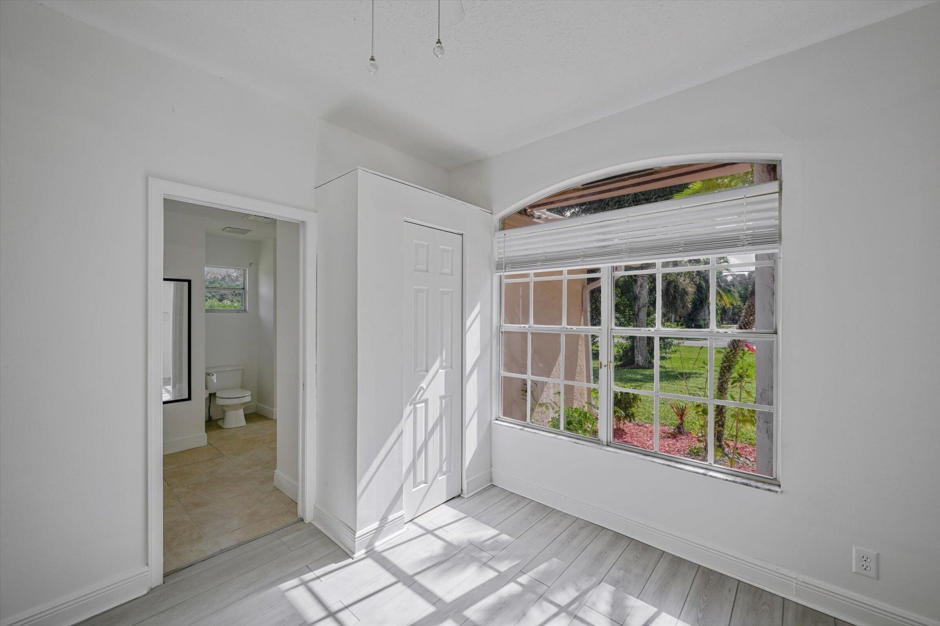 8671 155th Place N, Palm Beach Gardens, FL 33418 Photo