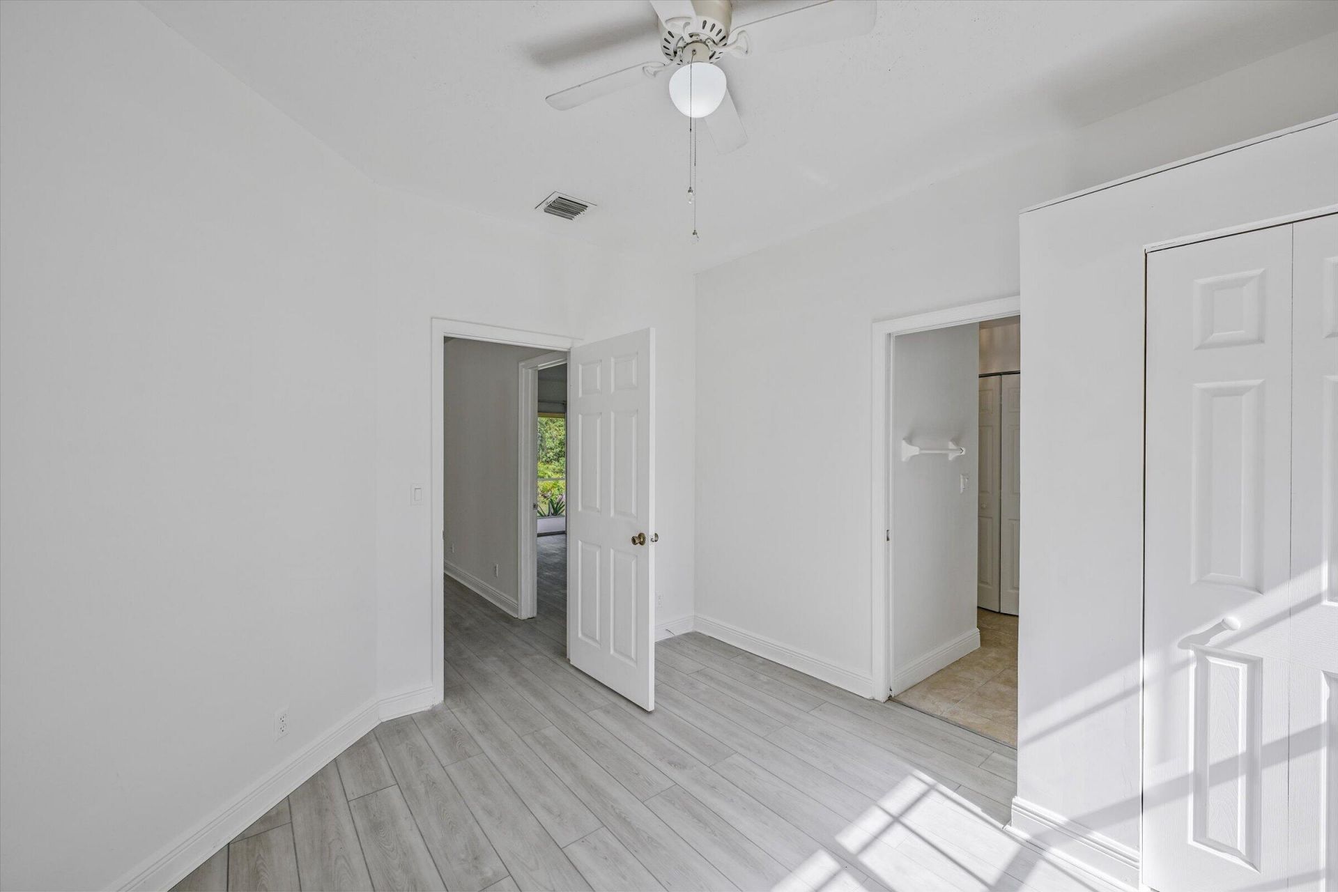 8671 155th Place N, Palm Beach Gardens, FL 33418 Photo
