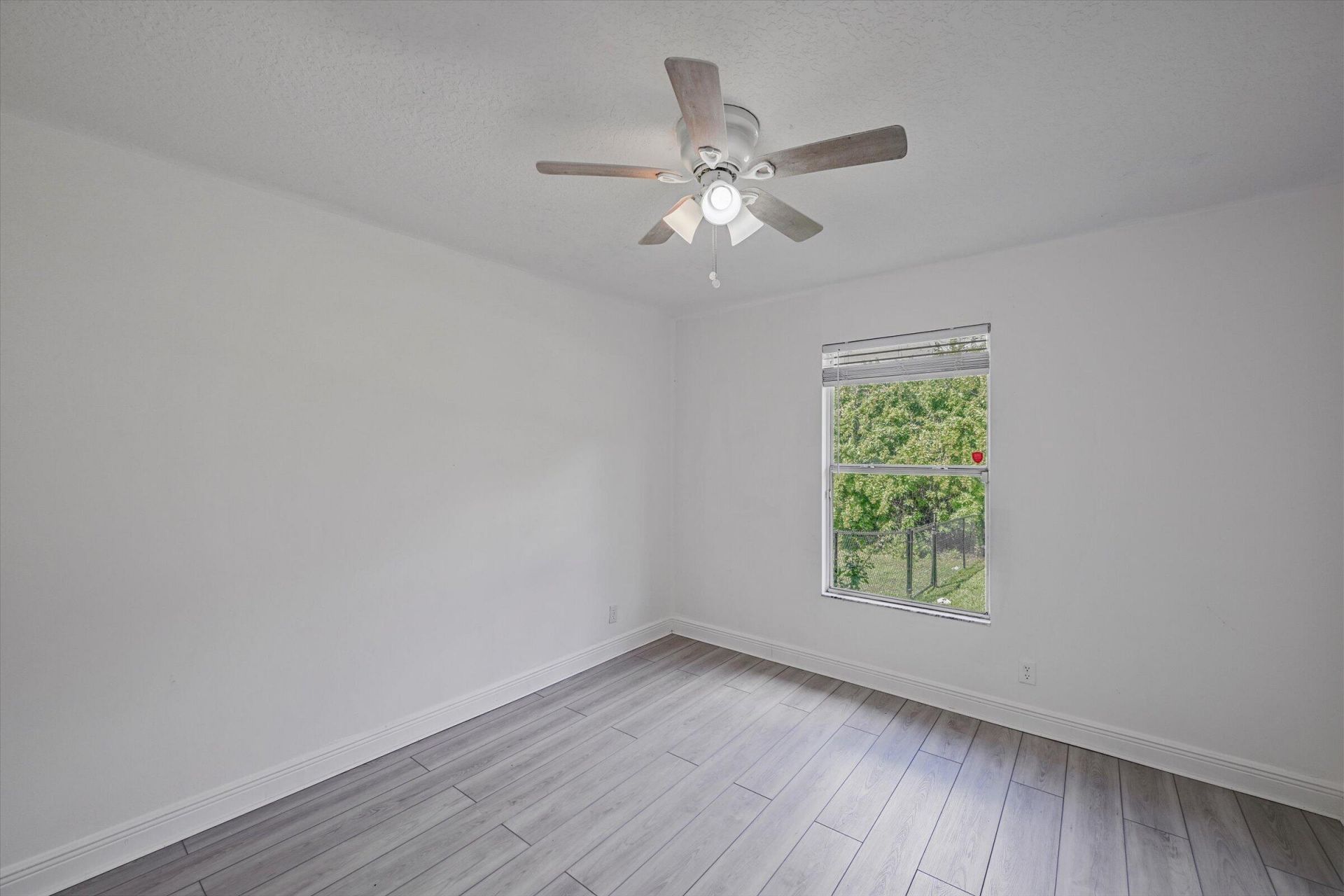 8671 155th Place N, Palm Beach Gardens, FL 33418 Photo