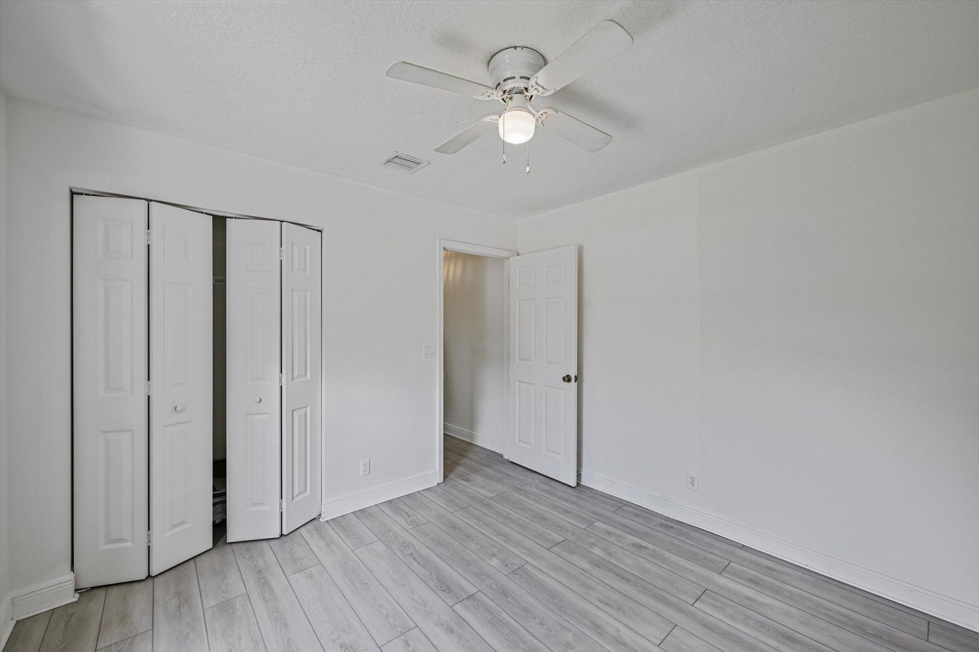 8671 155th Place N, Palm Beach Gardens, FL 33418 Photo