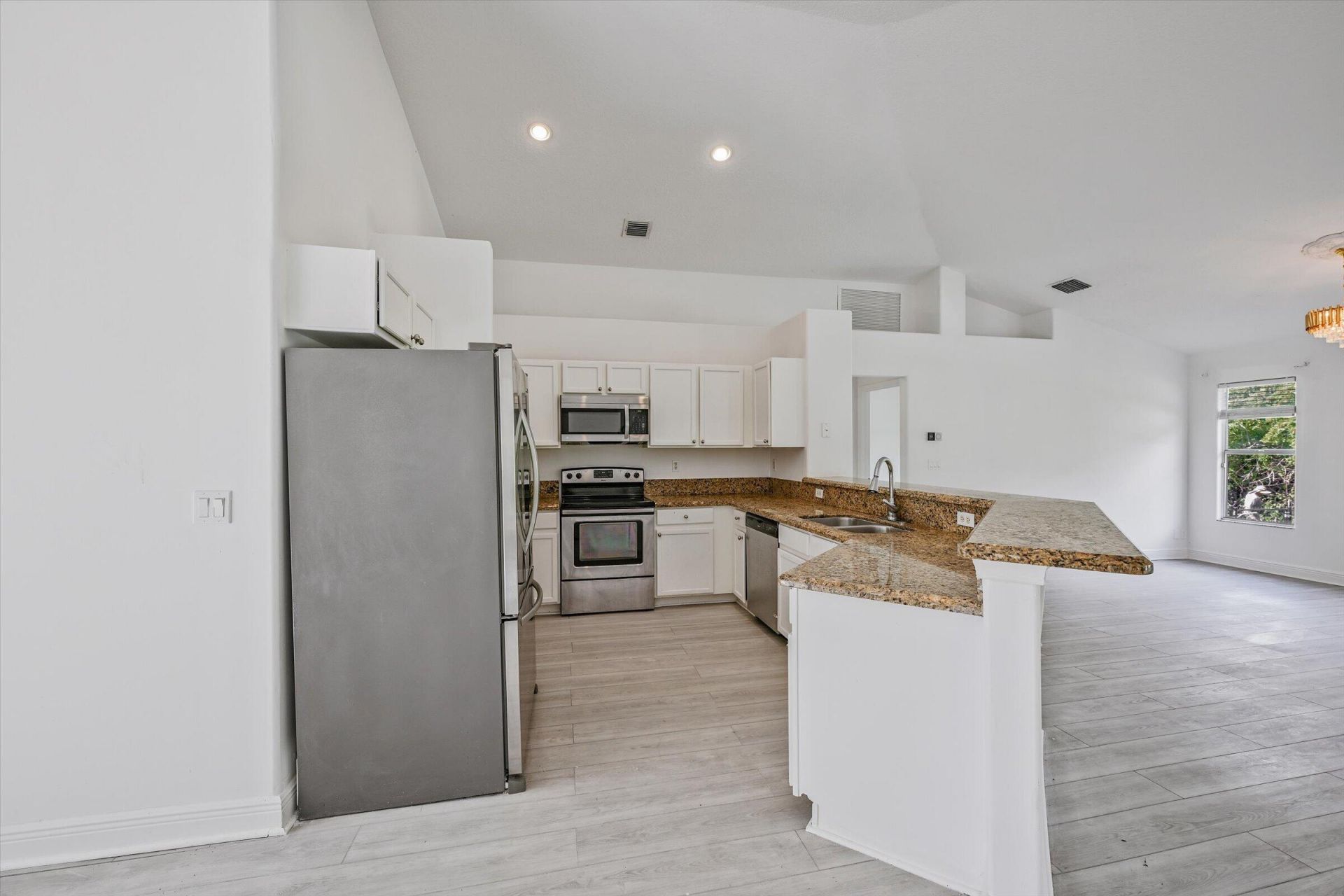 8671 155th Place N, Palm Beach Gardens, FL 33418 Photo