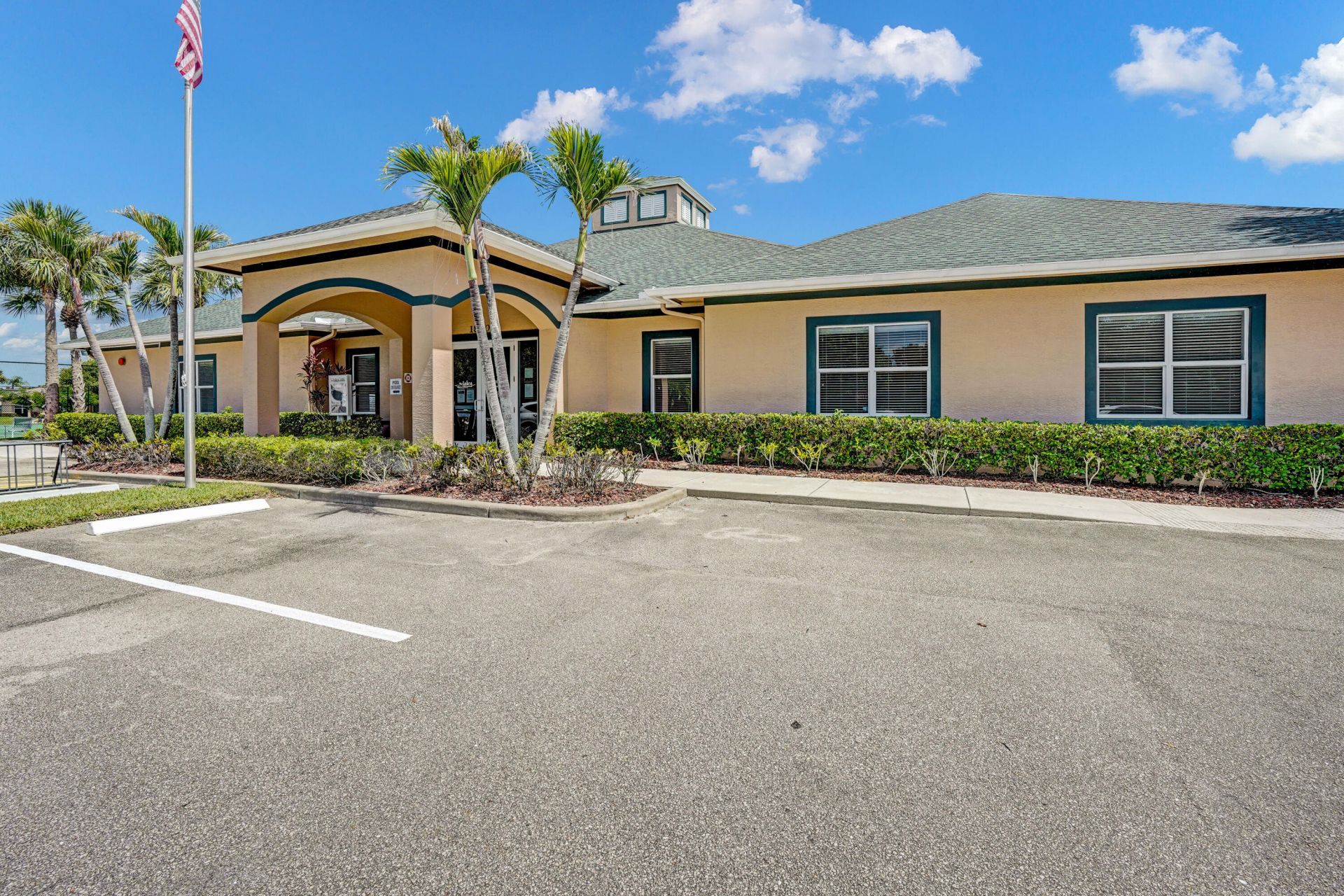 1863 Sandhill Crane Drive, Unit B2, Fort Pierce, FL 34982 Photo