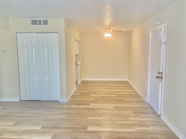 1500 N Congress Avenue, Unit A23, West Palm Beach, FL 33401