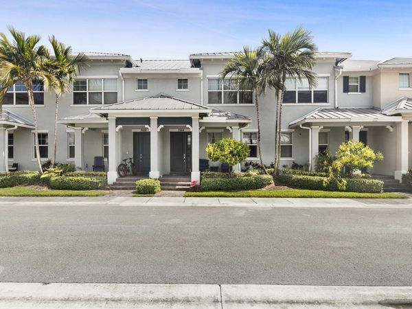 3964 Poinciana Lane, Hollywood, FL 33021
