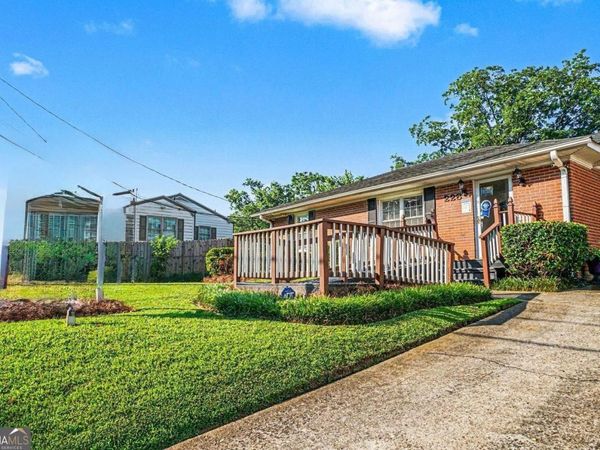 228 Powers Ferry Road SE, Marietta, GA 30067