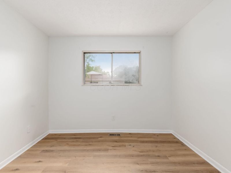 2466 Natchez Drive , Unit D, Columbus, OH 43209 Photo 18