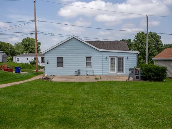 483 O'Neil Street, Dubuque, IA 52001