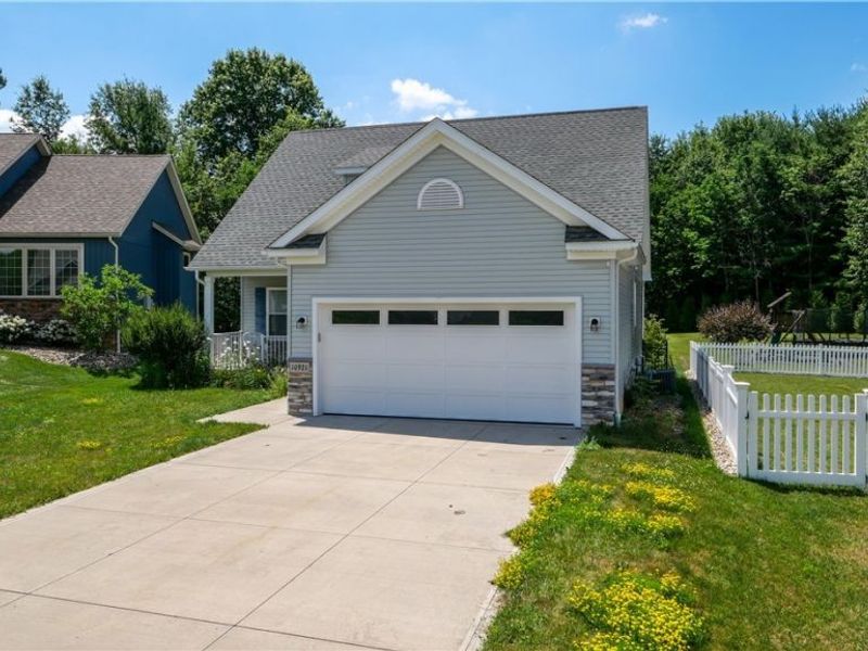 10921 Fox Den Circle, Garrettsville, OH 44231 Photo 31