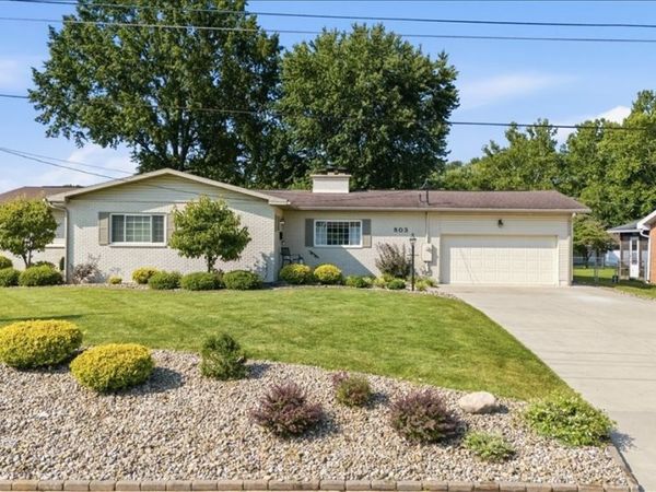 803 49th Street, Vienna, WV 26105