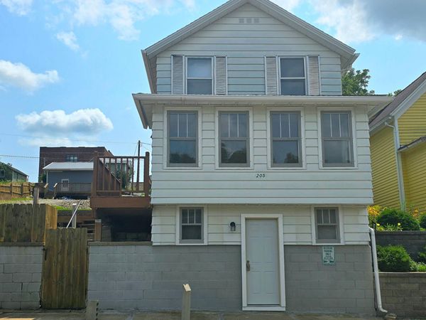 205 Elmwood Street E, Lanesboro, MN 55949