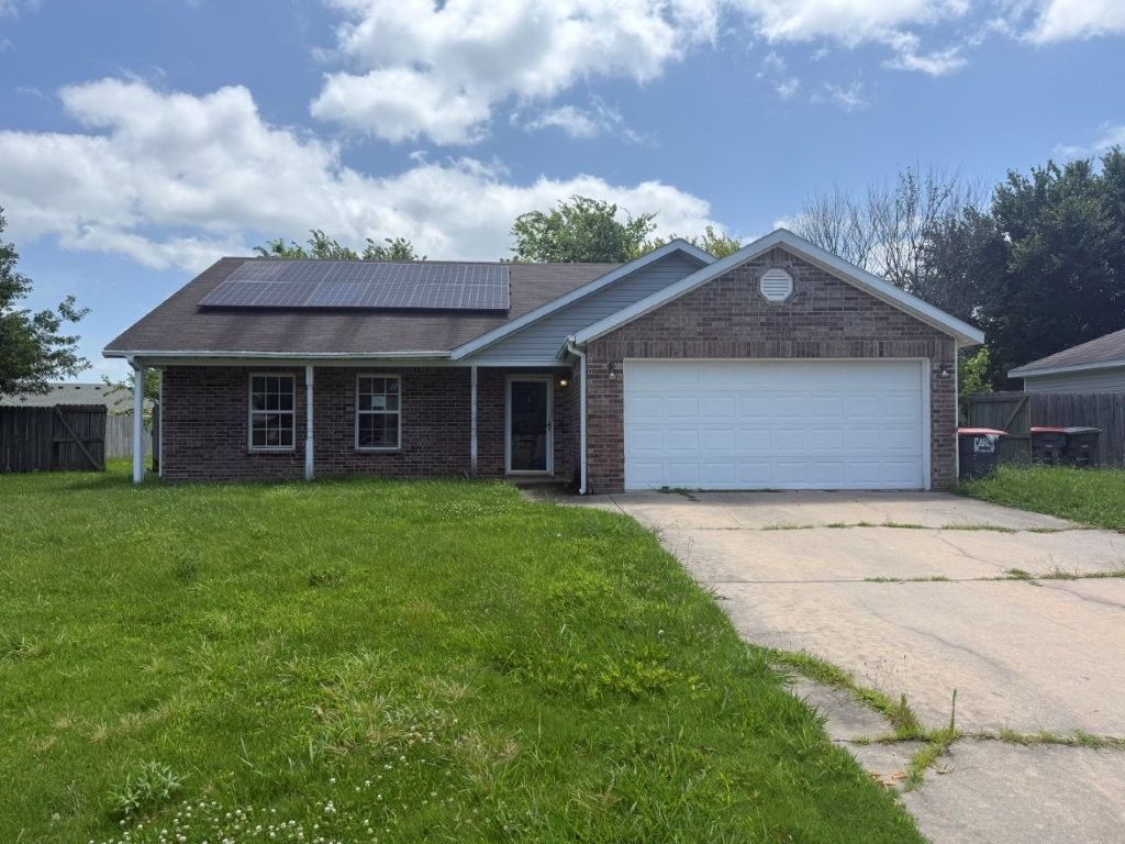 1324 Hackberry Place , Elkins, AR 72727 Main Photo