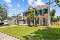 6177 Fieldstone Circle photo 4