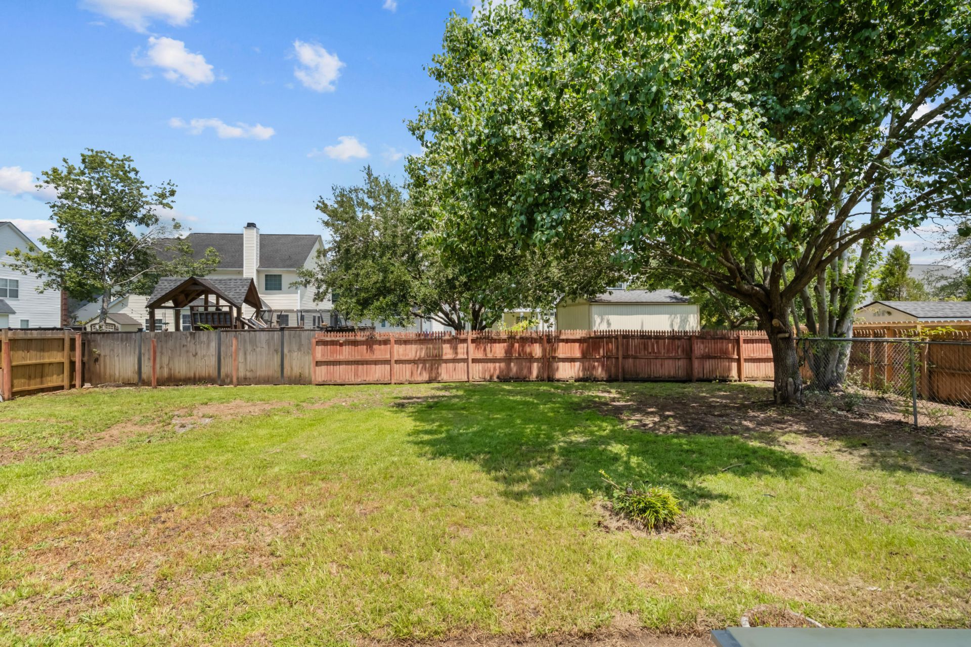 6177 Fieldstone Circle Photo 25