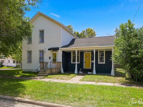 1889 Robinson Street, Muskegon, MI 49441