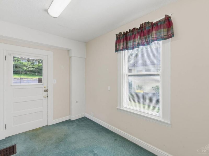 7816 Laurel Avenue, Madeira, OH 45243 Photo 13