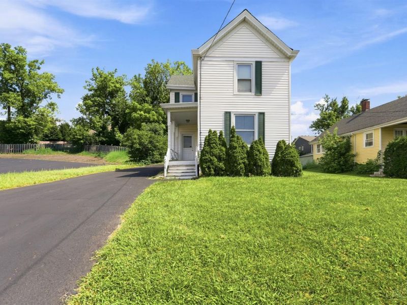 7816 Laurel Avenue, Madeira, OH 45243 Photo 2
